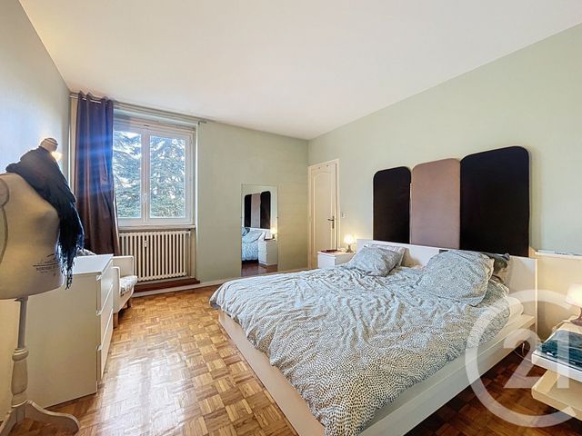 Appartement F4 à vendre - 5 pièces - 107.4 m2 - VALS PRES LE PUY - 43 - AUVERGNE - Century 21 L'Agence Du Velay