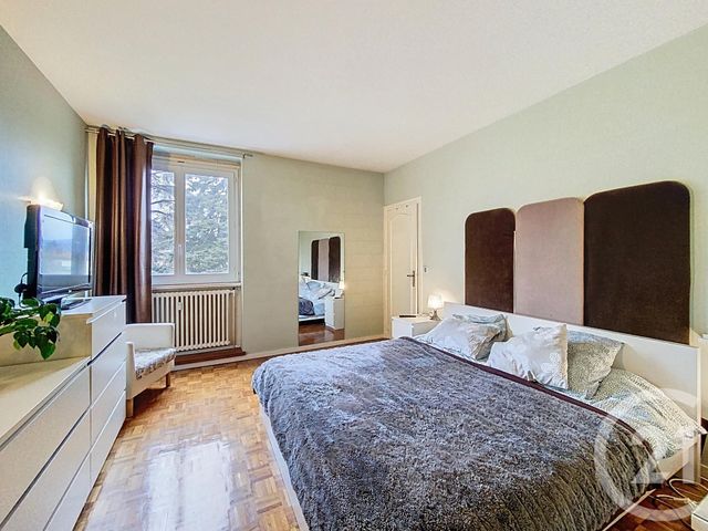 Appartement F4 à vendre - 5 pièces - 107.4 m2 - VALS PRES LE PUY - 43 - AUVERGNE - Century 21 L'Agence Du Velay