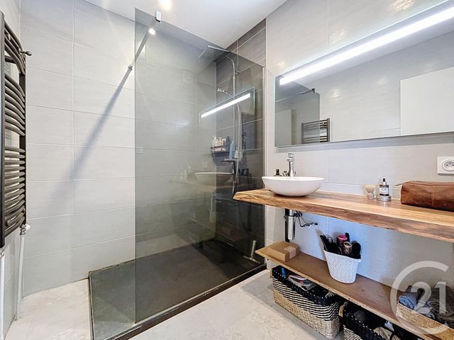 Appartement à vendre - 5 pièces - 88.3 m2 - LE PUY EN VELAY - 43 - AUVERGNE - Century 21 L'Agence Du Velay