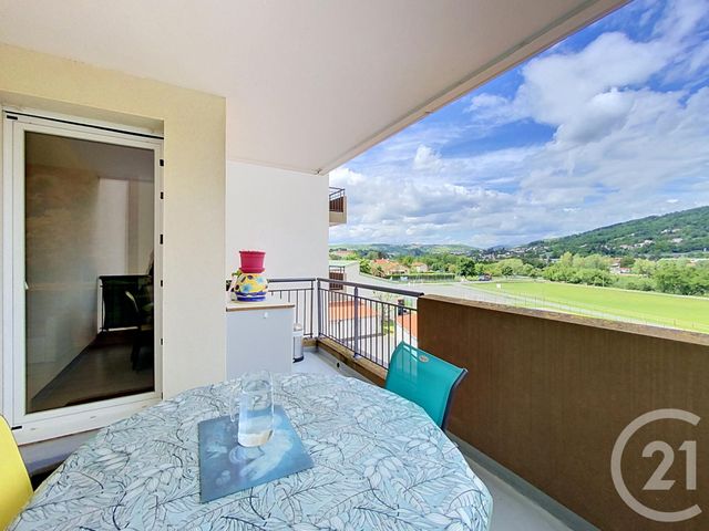 Appartement T4 à vendre - 4 pièces - 85.54 m2 - BRIVES CHARENSAC - 43 - AUVERGNE - Century 21 L'Agence Du Velay