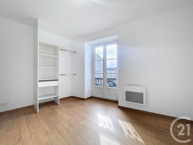 Appartement T3 à vendre - 3 pièces - 62.64 m2 - BRIVES CHARENSAC - 43 - AUVERGNE - Century 21 L'Agence Du Velay