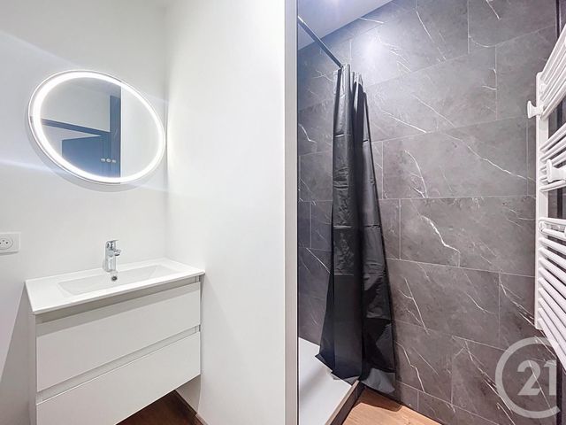 Appartement T3 à vendre - 3 pièces - 62.64 m2 - BRIVES CHARENSAC - 43 - AUVERGNE - Century 21 L'Agence Du Velay