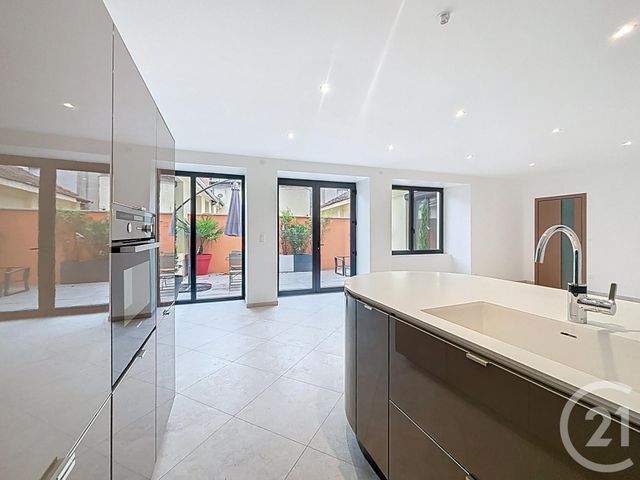 Appartement T3 à vendre - 3 pièces - 105.33 m2 - LE PUY EN VELAY - 43 - AUVERGNE - Century 21 L'Agence Du Velay