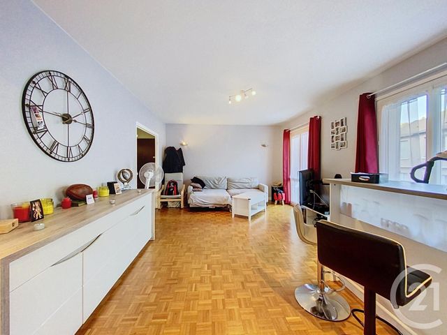 Appartement T3 à vendre - 5 pièces - 80.1 m2 - LE PUY EN VELAY - 43 - AUVERGNE - Century 21 L'Agence Du Velay