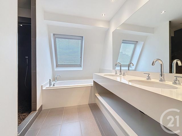 Appartement à vendre - 6 pièces - 174.62 m2 - LE PUY EN VELAY - 43 - AUVERGNE - Century 21 L'Agence Du Velay