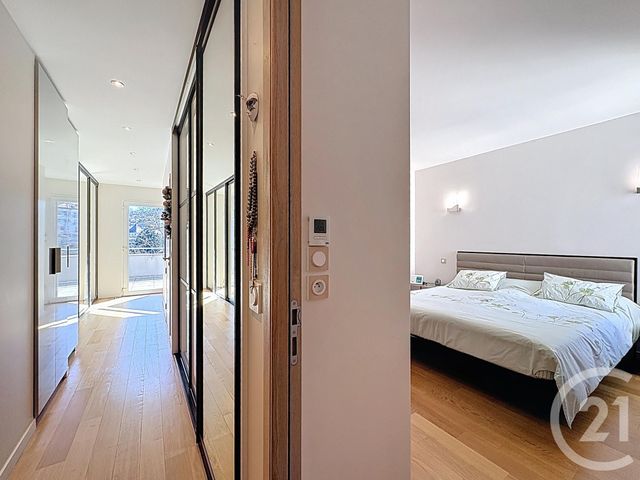 Appartement F5 à vendre - 8 pièces - 265.76 m2 - LE PUY EN VELAY - 43 - AUVERGNE - Century 21 L'Agence Du Velay