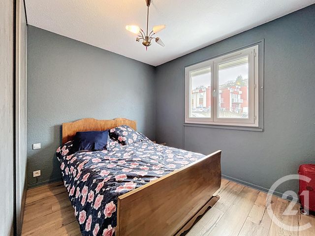 Appartement F3 bis à vendre - 4 pièces - 82.49 m2 - VALS PRES LE PUY - 43 - AUVERGNE - Century 21 L'Agence Du Velay