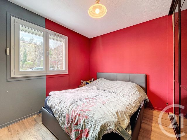 Appartement F3 bis à vendre - 4 pièces - 82.49 m2 - VALS PRES LE PUY - 43 - AUVERGNE - Century 21 L'Agence Du Velay