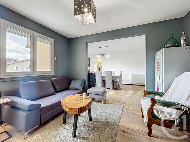 Appartement F3 Bis à vendre VALS PRES LE PUY