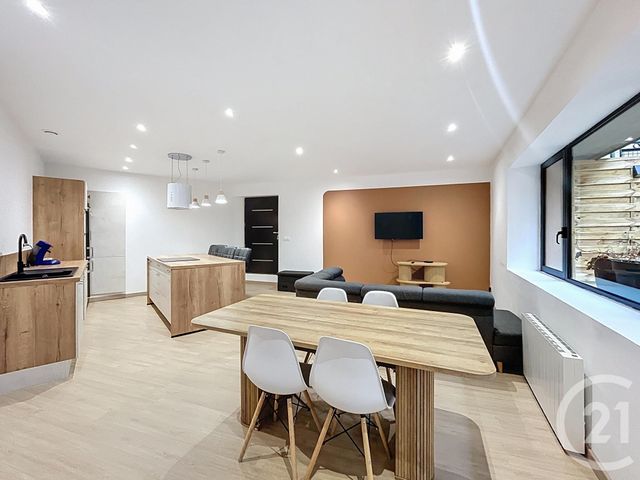 Appartement F3 à vendre - 3 pièces - 102.43 m2 - LE PUY EN VELAY - 43 - AUVERGNE - Century 21 L'Agence Du Velay