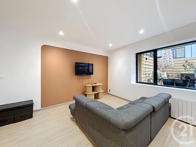 Appartement F3 à vendre - 3 pièces - 102.43 m2 - LE PUY EN VELAY - 43 - AUVERGNE - Century 21 L'Agence Du Velay