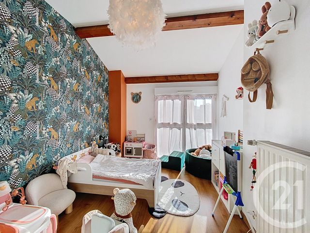 Appartement T4 à vendre - 4 pièces - 105.45 m2 - BRIVES CHARENSAC - 43 - AUVERGNE - Century 21 L'Agence Du Velay