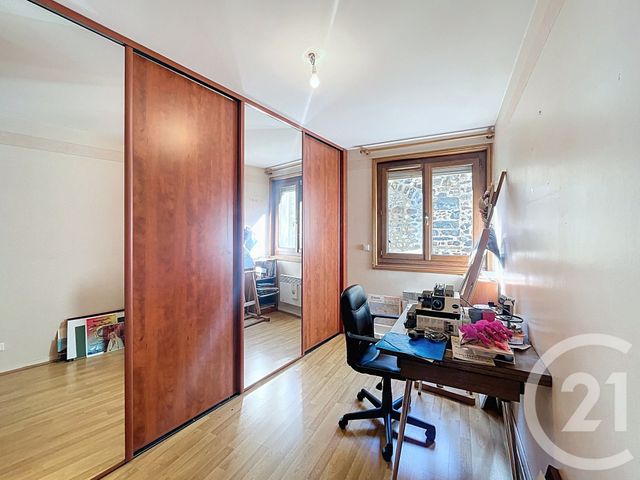 Appartement F5 à vendre - 4 pièces - 136.09 m2 - ESPALY ST MARCEL - 43 - AUVERGNE - Century 21 L'Agence Du Velay
