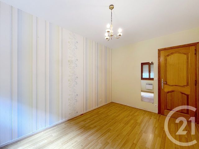 Appartement F4 à vendre - 4 pièces - 136.09 m2 - ESPALY ST MARCEL - 43 - AUVERGNE - Century 21 L'Agence Du Velay