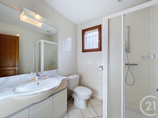 maison à vendre - 5 pièces - 120.02 m2 - ST JULIEN CHAPTEUIL - 43 - AUVERGNE - Century 21 L'Agence Du Velay