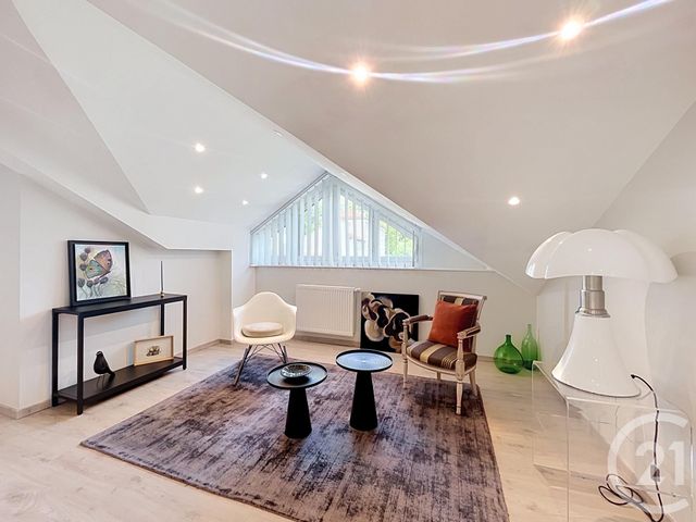 Appartement T3 à vendre - 4 pièces - 87.11 m2 - VALS PRES LE PUY - 43 - AUVERGNE - Century 21 L'Agence Du Velay