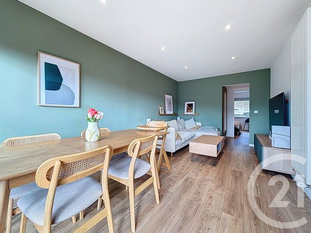 Appartement F3 à vendre - 3 pièces - 63.54 m2 - VALS PRES LE PUY - 43 - AUVERGNE - Century 21 L'Agence Du Velay