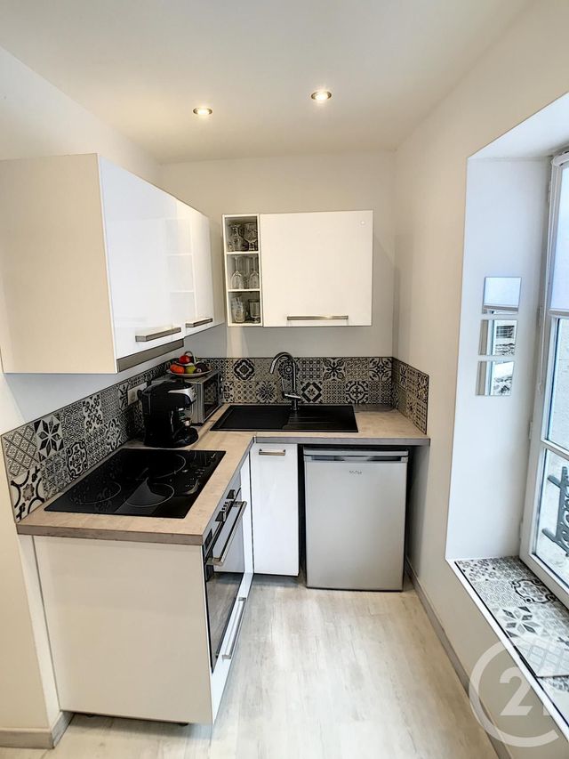 Appartement Studio à vendre - 1 pièce - 17.27 m2 - ESPALY ST MARCEL - 43 - AUVERGNE - Century 21 L'Agence Du Velay