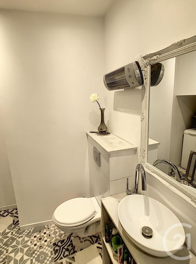 Appartement Studio à vendre - 1 pièce - 17.27 m2 - ESPALY ST MARCEL - 43 - AUVERGNE - Century 21 L'Agence Du Velay