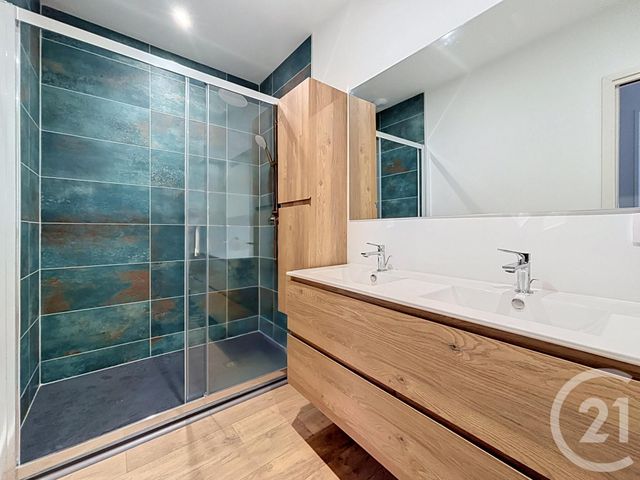 Appartement F3 à vendre - 3 pièces - 99.4 m2 - LE PUY EN VELAY - 43 - AUVERGNE - Century 21 L'Agence Du Velay
