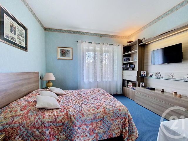 maison à vendre - 6 pièces - 398.89 m2 - LE PUY EN VELAY - 43 - AUVERGNE - Century 21 L'Agence Du Velay