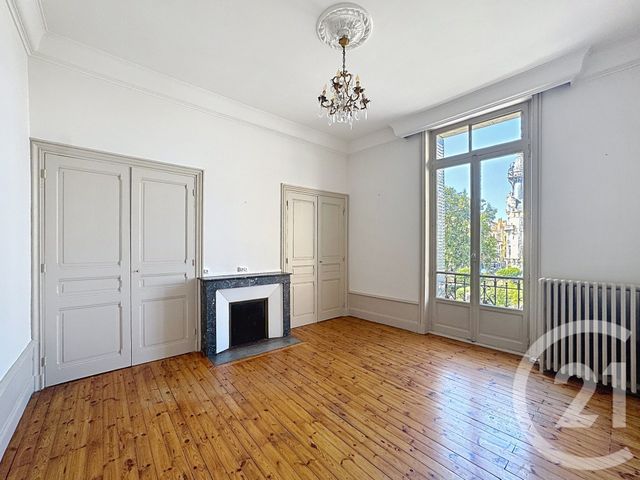 Appartement à vendre - 6 pièces - 234.66 m2 - LE PUY EN VELAY - 43 - AUVERGNE - Century 21 L'Agence Du Velay