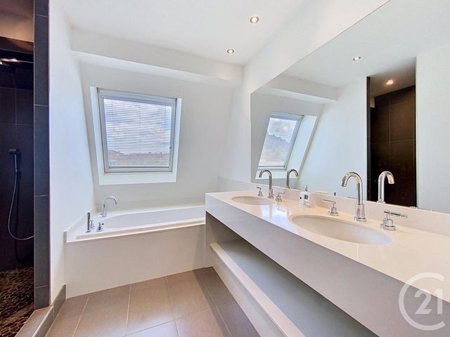 Appartement à vendre - 6 pièces - 174.62 m2 - LE PUY EN VELAY - 43 - AUVERGNE - Century 21 L'Agence Du Velay