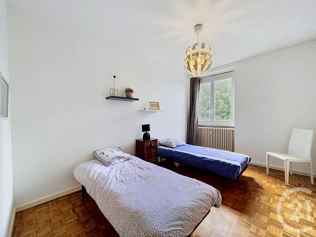 Appartement F4 à vendre - 5 pièces - 107.4 m2 - VALS PRES LE PUY - 43 - AUVERGNE - Century 21 L'Agence Du Velay