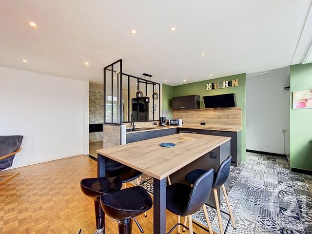 Appartement F4 à vendre - 5 pièces - 107.4 m2 - VALS PRES LE PUY - 43 - AUVERGNE - Century 21 L'Agence Du Velay