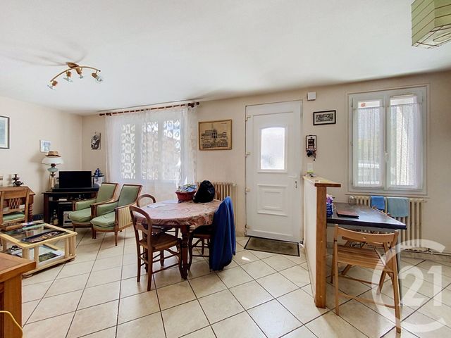 maison à vendre - 5 pièces - 164.13 m2 - ST CHRISTOPHE SUR DOLAISON - 43 - AUVERGNE - Century 21 L'Agence Du Velay