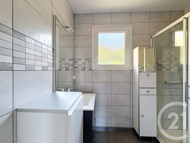 Appartement F4 à vendre - 4 pièces - 67.93 m2 - AIGUILHE - 43 - AUVERGNE - Century 21 L'Agence Du Velay