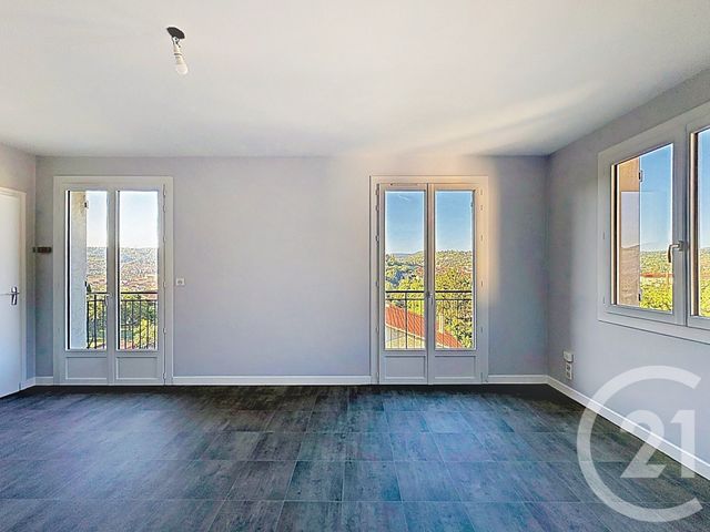Appartement F4 à vendre - 4 pièces - 67.93 m2 - AIGUILHE - 43 - AUVERGNE - Century 21 L'Agence Du Velay