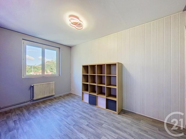Appartement T3 à vendre - 3 pièces - 69.4 m2 - ESPALY ST MARCEL - 43 - AUVERGNE - Century 21 L'Agence Du Velay