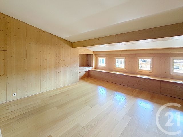 Appartement T4 à vendre - 4 pièces - 105.51 m2 - LE PUY EN VELAY - 43 - AUVERGNE - Century 21 L'Agence Du Velay