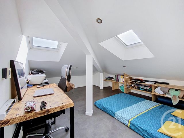 Appartement T3 à vendre - 4 pièces - 61.42 m2 - LE PUY EN VELAY - 43 - AUVERGNE - Century 21 L'Agence Du Velay