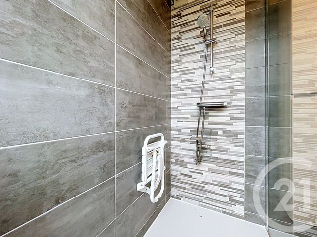 Appartement F3 à vendre - 3 pièces - 80.0 m2 - LE PUY EN VELAY - 43 - AUVERGNE - Century 21 L'Agence Du Velay