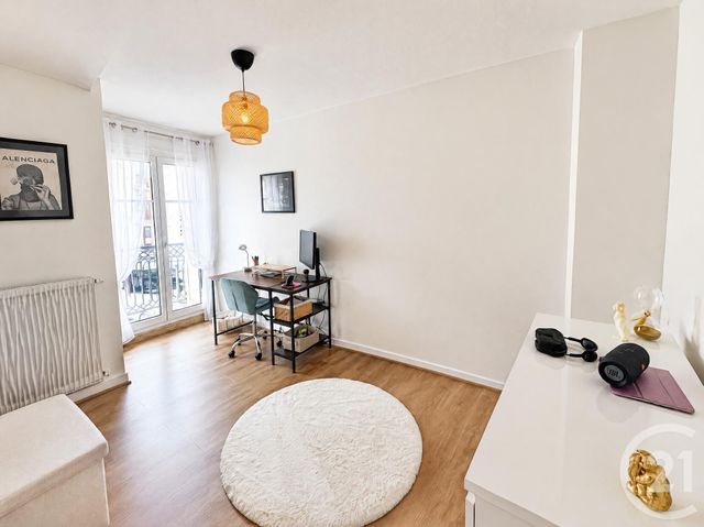 Appartement F3 à vendre - 4 pièces - 68.42 m2 - LE PUY EN VELAY - 43 - AUVERGNE - Century 21 L'Agence Du Velay
