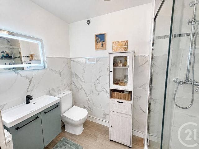 Appartement F3 à vendre - 4 pièces - 68.42 m2 - LE PUY EN VELAY - 43 - AUVERGNE - Century 21 L'Agence Du Velay